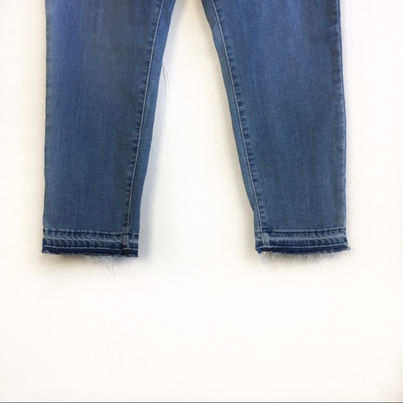 Levi’s 711 Blue Skinny Ankle Crop Mid Rise Jeans - Picture 5 of 8